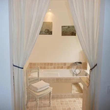 Le Manoir Villa *
